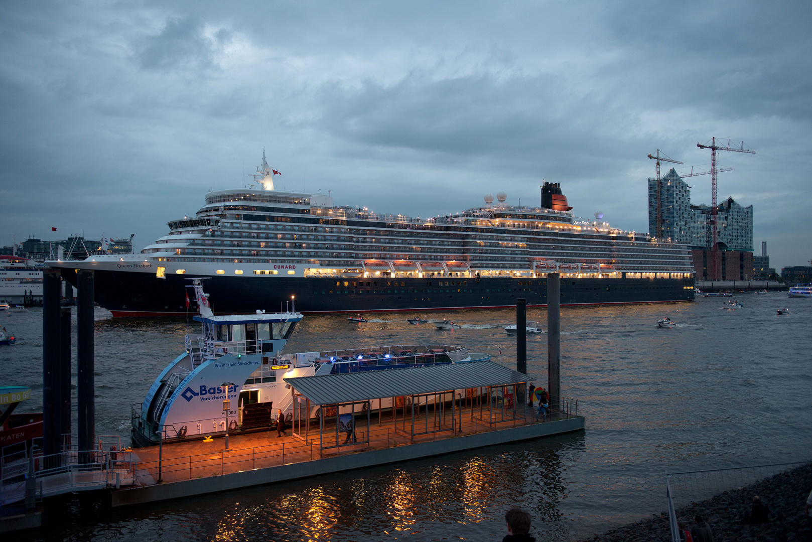 Queen Elizabeth passing Elbphilharmonie