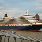 Queen Elizabeth visiting Hamburg