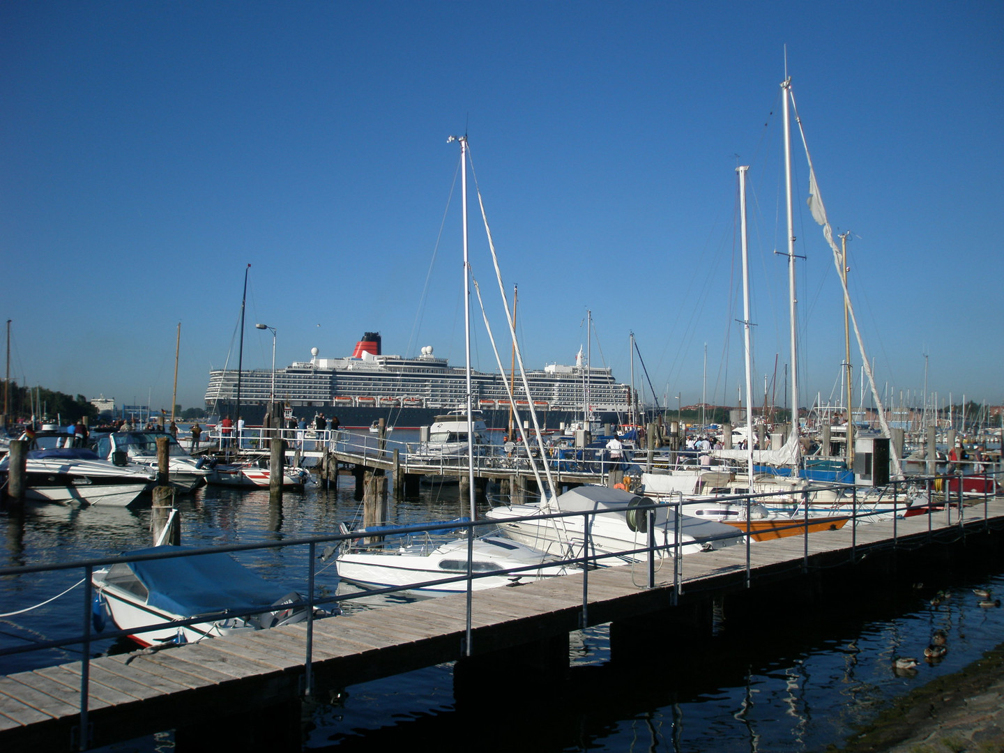 Queen Elizabeth zu Gast in Lübeck-Travemünde