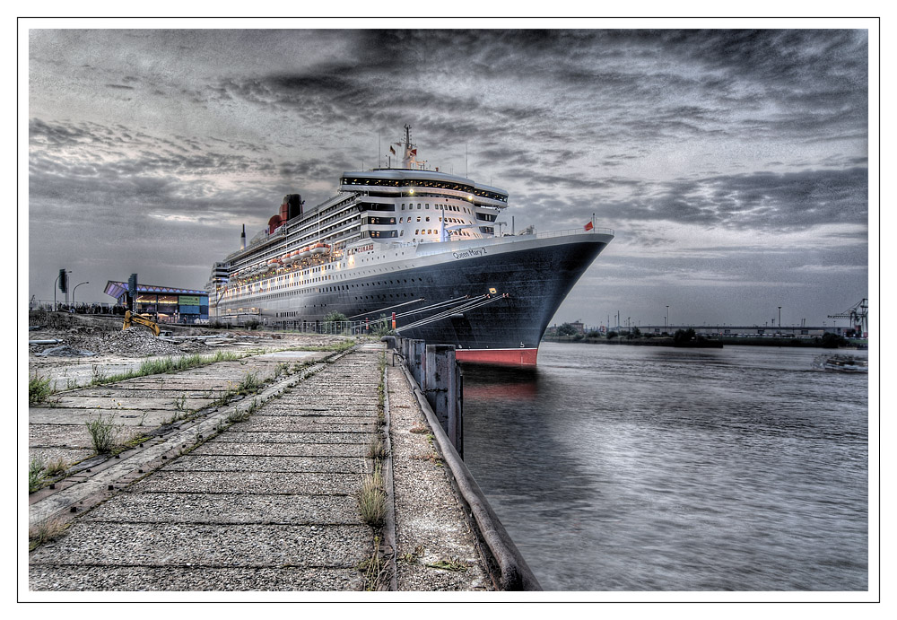 Queen Mary 2