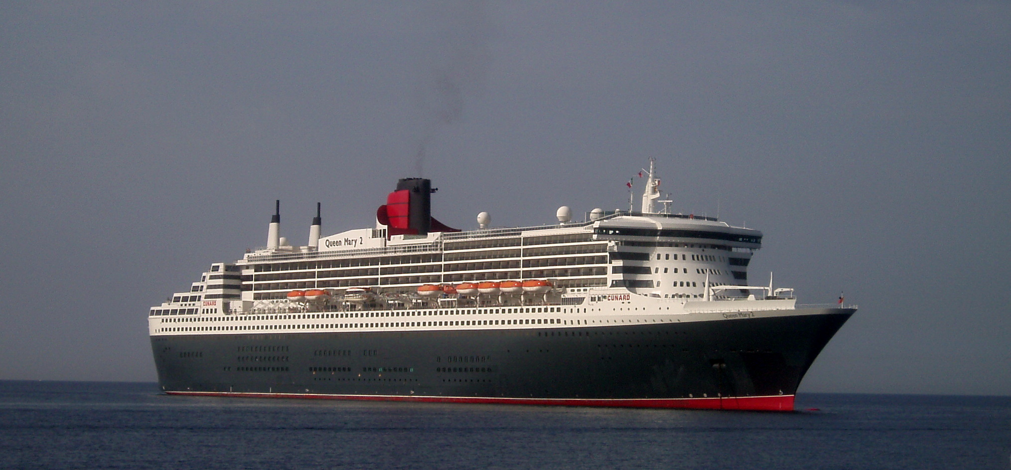 queen mary 2