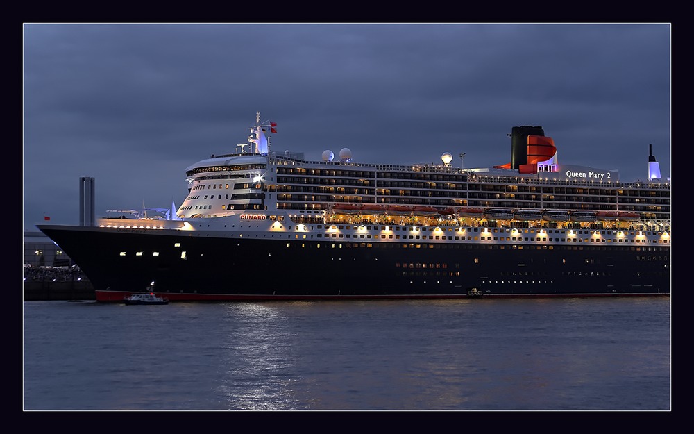 Queen Mary 2 - 2