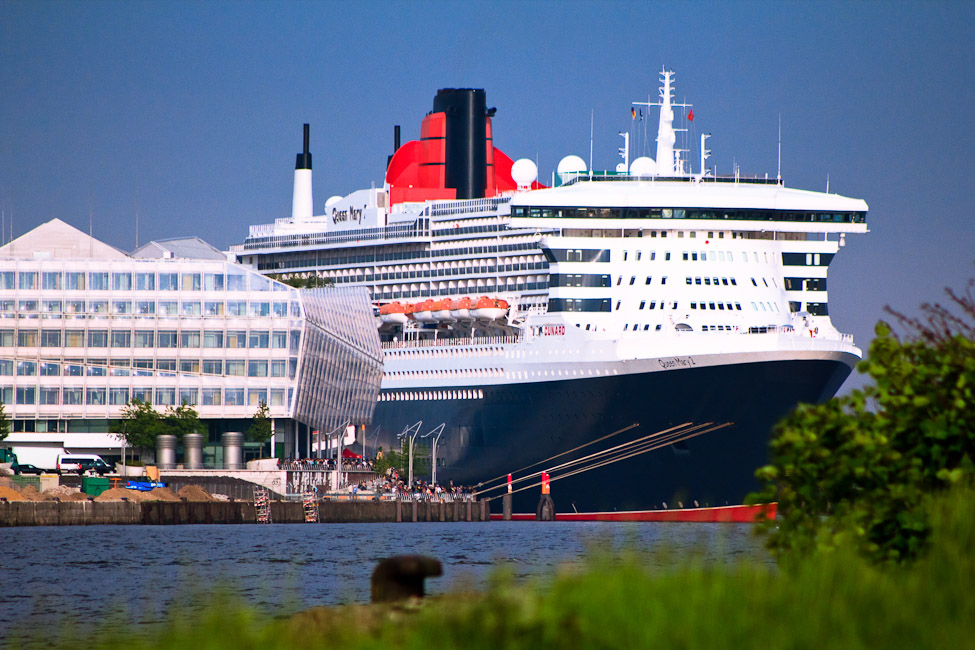 Queen Mary 2