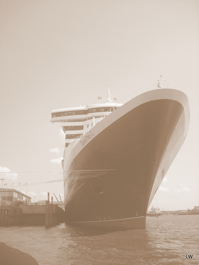 Queen Mary 2