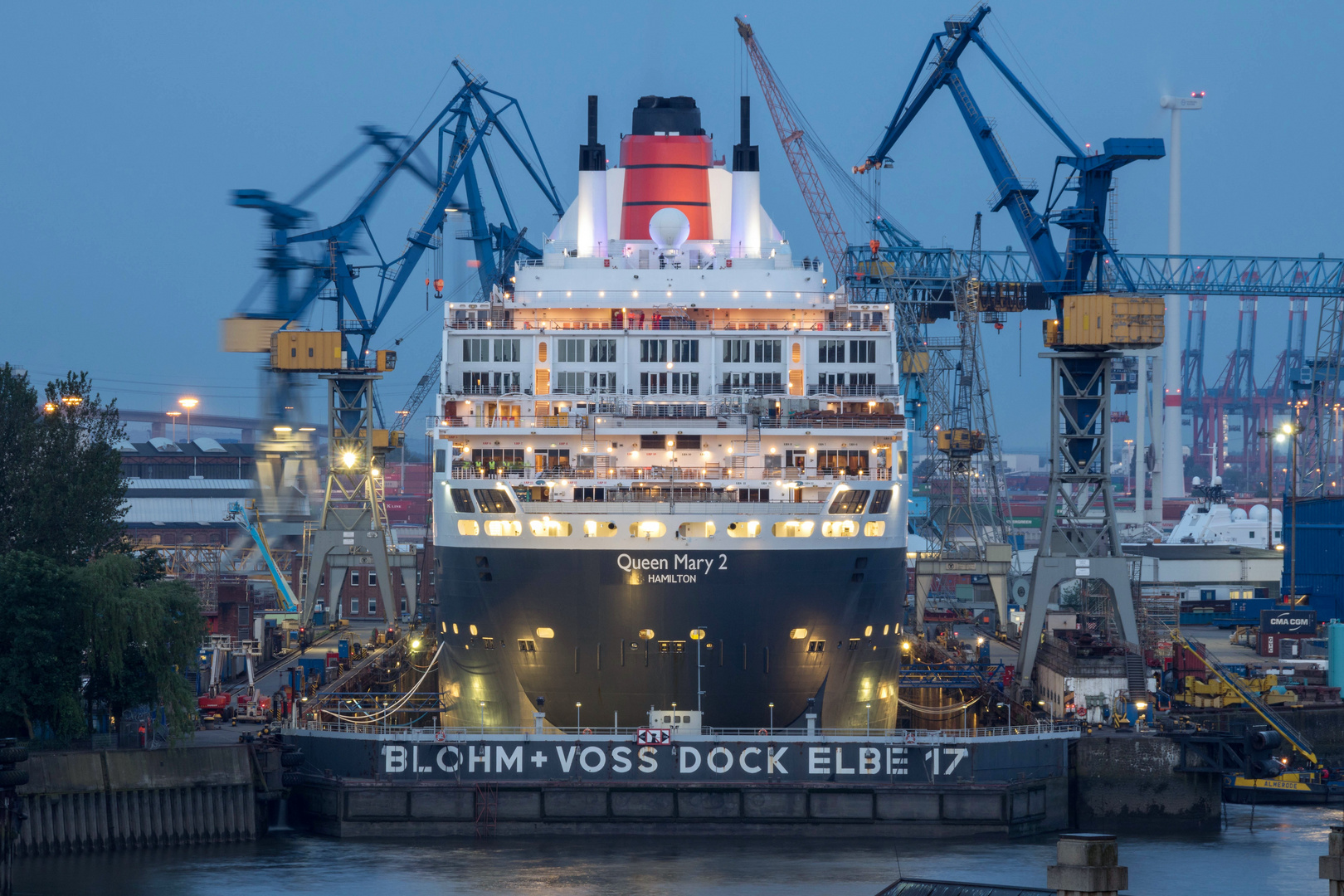 Queen Mary 2 Foto & Bild world, hamburg, hafen Bilder auf