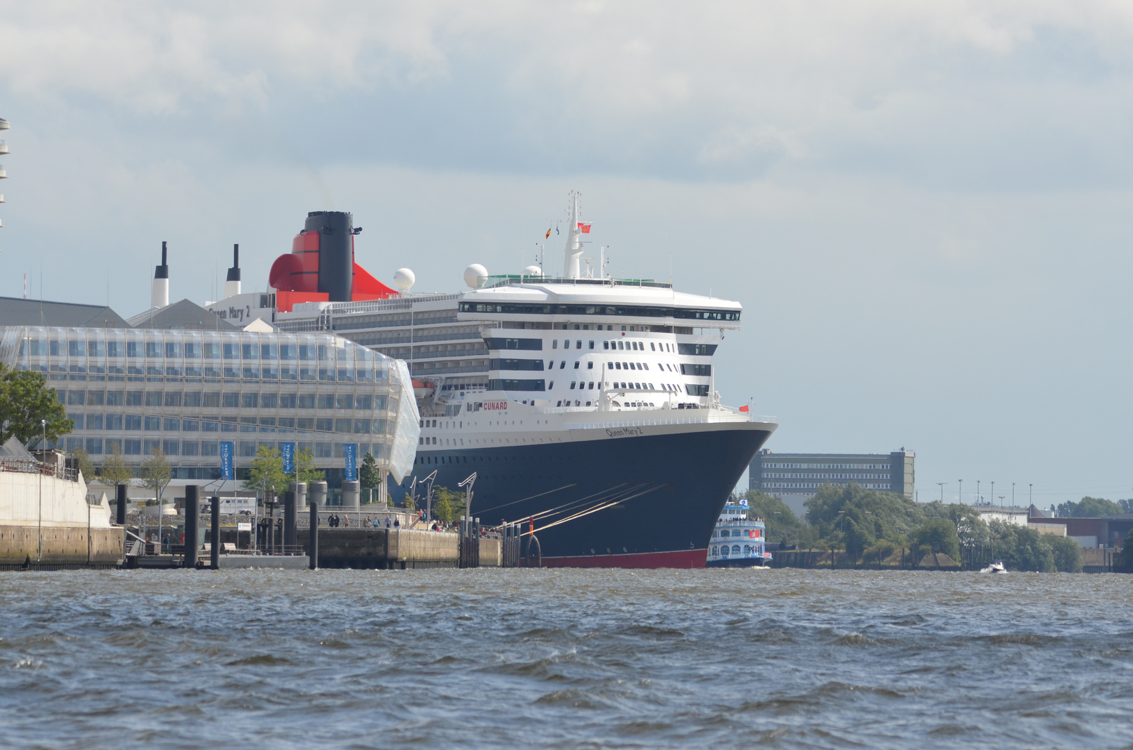 Queen Mary 2