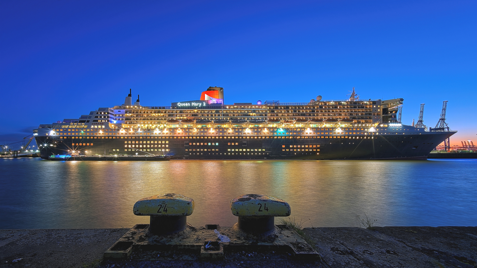 *Queen Mary 2*