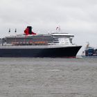 Queen Mary 2 - Anfahrt auf Cuxhaven