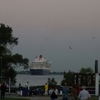 Queen Mary 2 bei den Cruise Days .... und tschüss