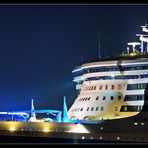 Queen Mary 2 - Brücke bei Nacht