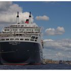 Queen Mary 2...