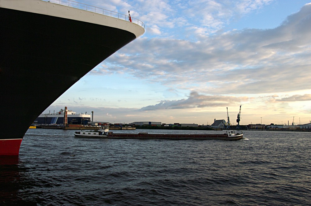 Queen Mary 2