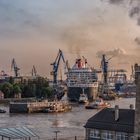 Queen Mary 2 eindocken bei Blohm + Voss