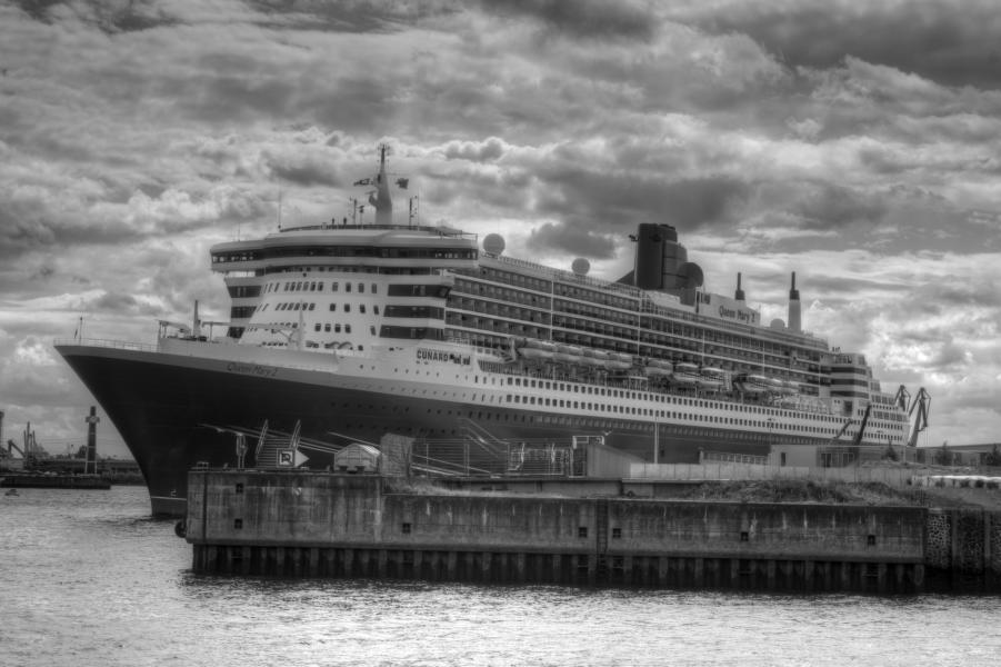 Queen Mary 2