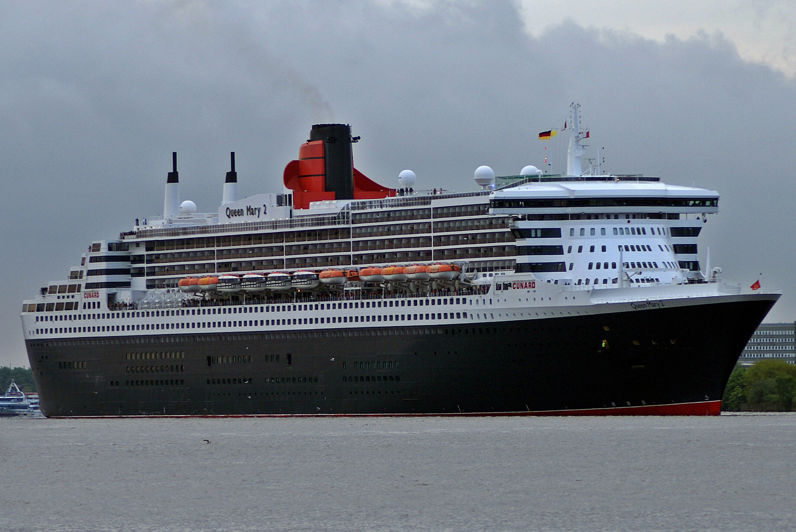 Queen Mary 2 - Hamburger Hafengeburtstag