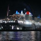 Queen Mary 2 im Trockendock