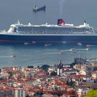 Queen Mary 2 in Funchal