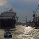 Queen Mary 2 in Hamburg