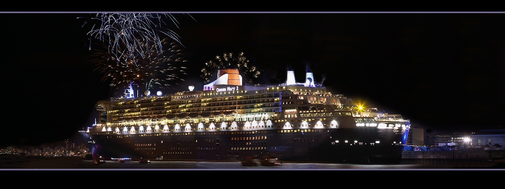 Queen Mary 2 in Hamburg 2005 (part 3)