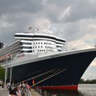 "Queen Mary 2" in Hamburg