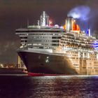 Queen Mary 2 in Hamburg