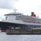 Queen Mary 2 in Hamburg