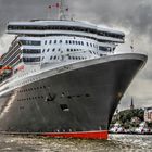 Queen Mary 2 in Hamburg