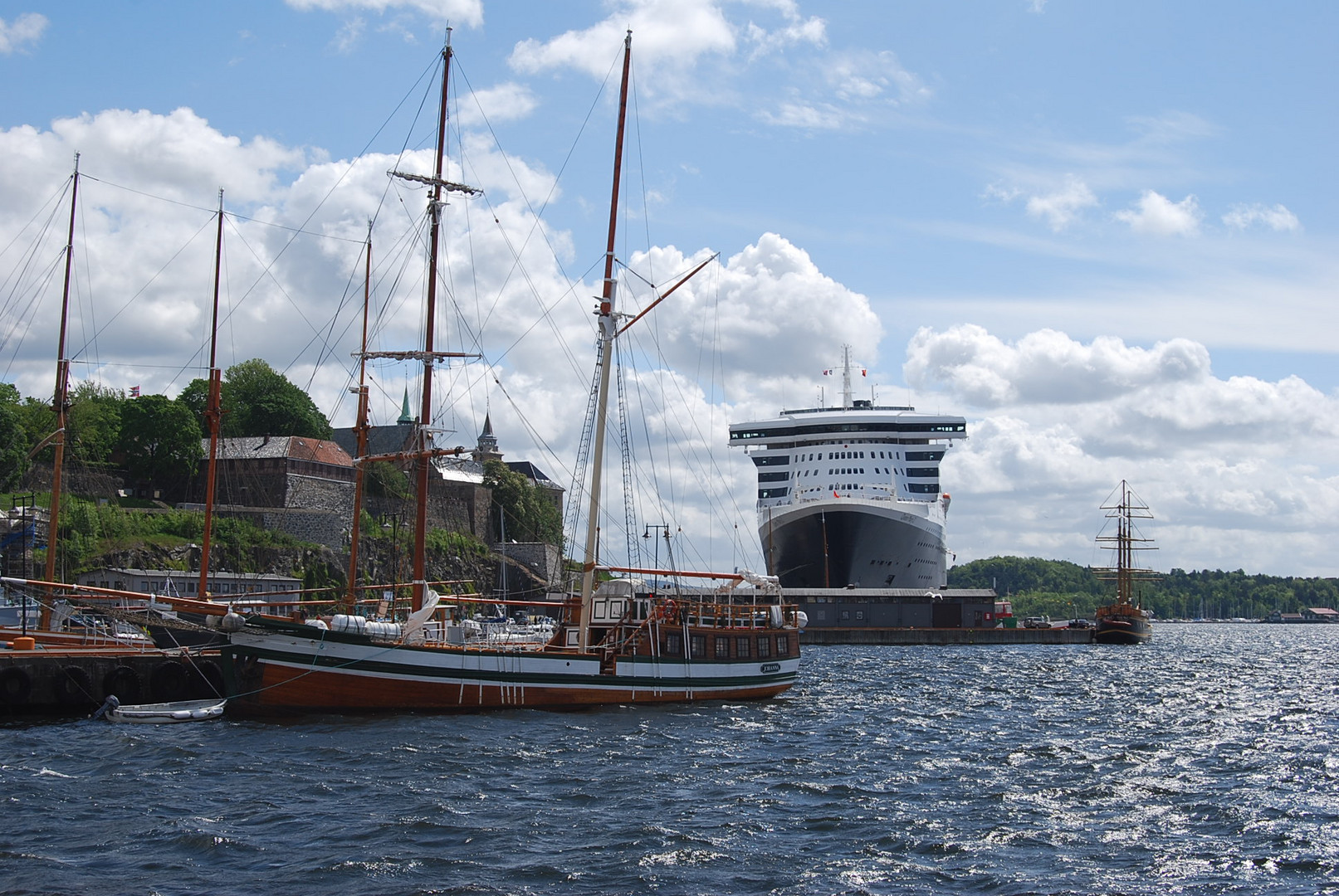 Queen Mary 2 in Oslo