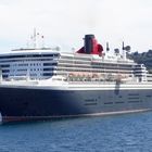 Queen Mary 2 in Puerto Montt