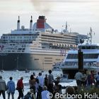 Queen Mary 2 meets Halunder Jet