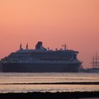 QUEEN MARY 2 -- SEA CLOUD