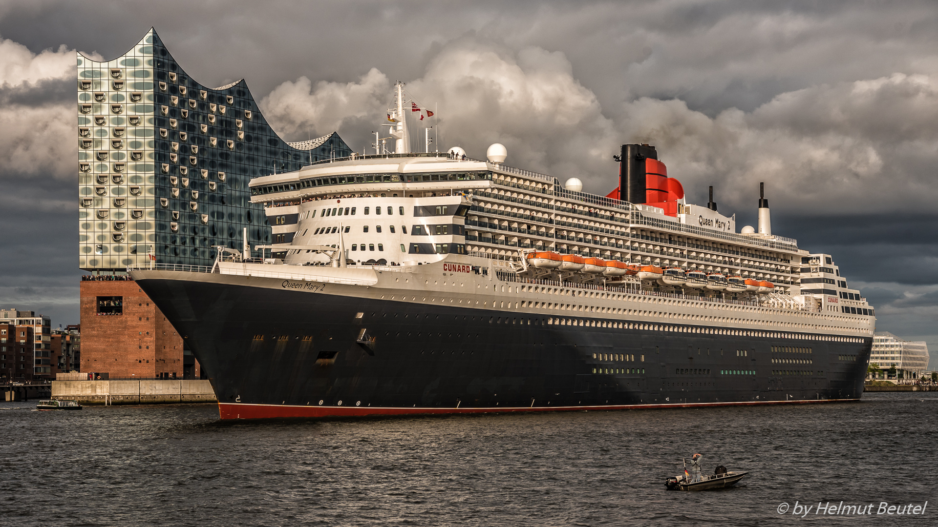 Queen Mary 2 trifft Elphi - 2