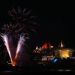 Queen Mary 2 und das Feuerwerk