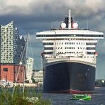 Queen Mary 2 und Elphi