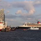 Queen Mary 2  vs.  Elphi