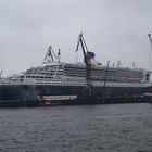 Queen Mary 2_2