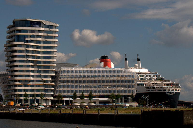 Queen Mary am Kreuzfahrtterminal