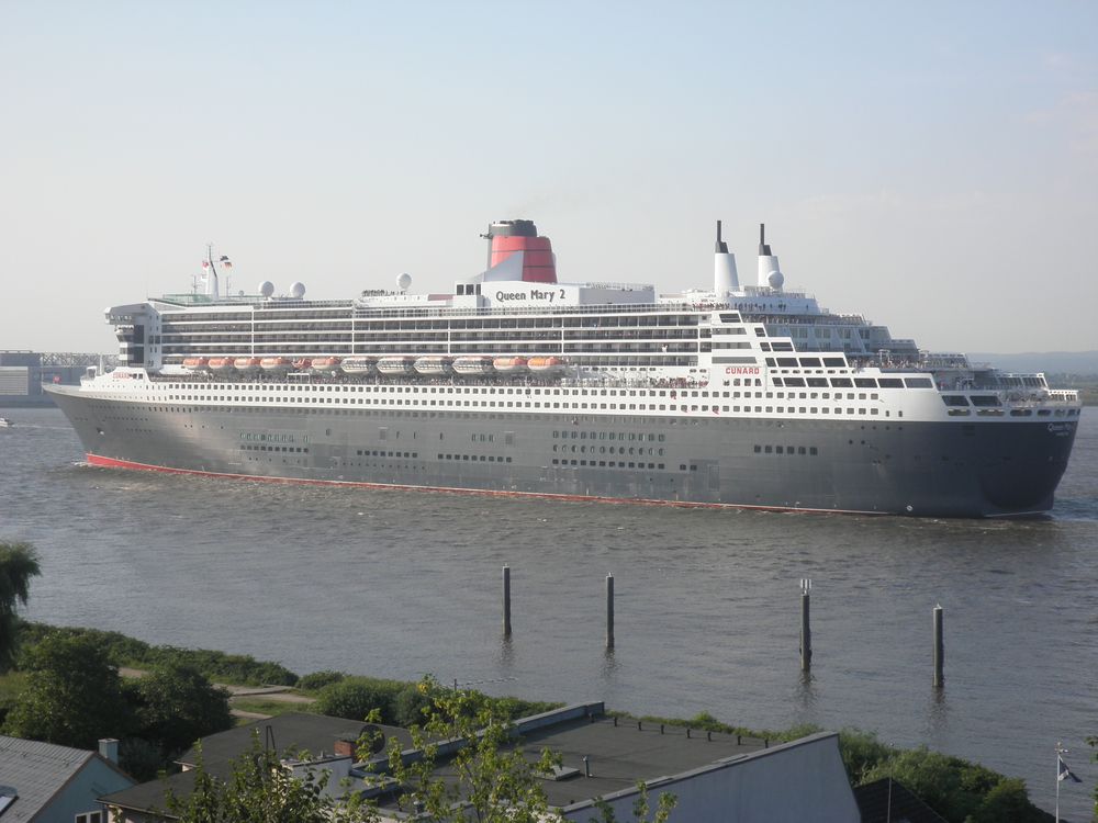 QUEEN MARY II Foto & Bild kreuzfahrtschiffe, elbe, deutschland Bilder auf QUEEN MARY II Foto & Bild kreuzfahrtschiffe, elbe, deutschland Bilder auf