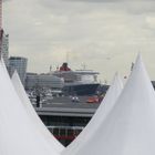 Queen Mary in Hamburg