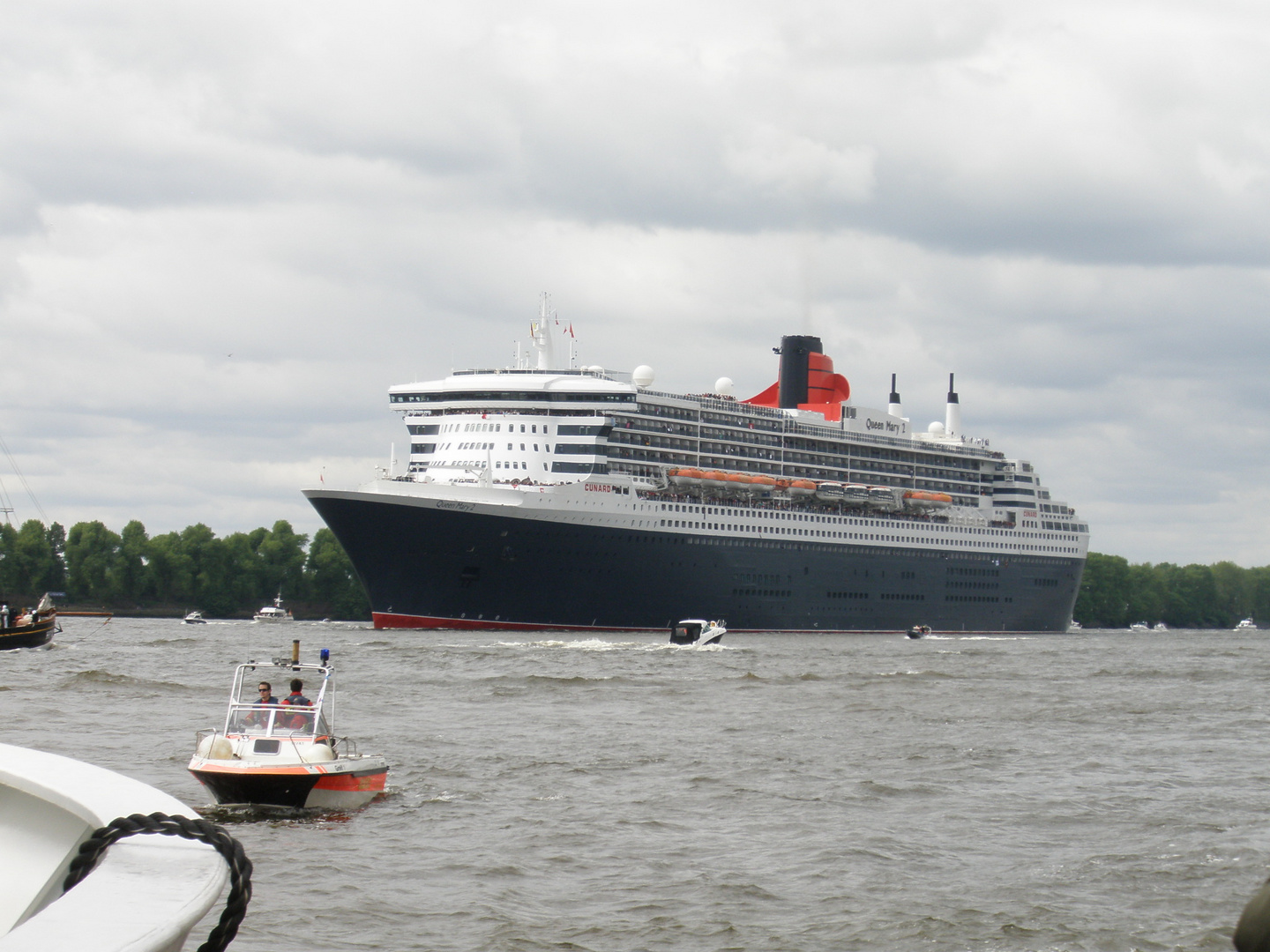 Queen Mary in Hamburg / Hafengeburtstag 2012