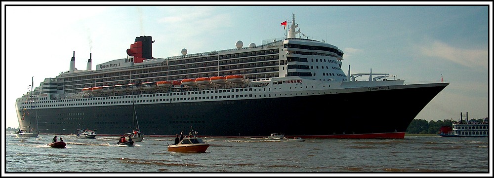 "QUEEN MARY2" (2)