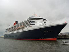 Queen Mary2 -Gesamtansicht-