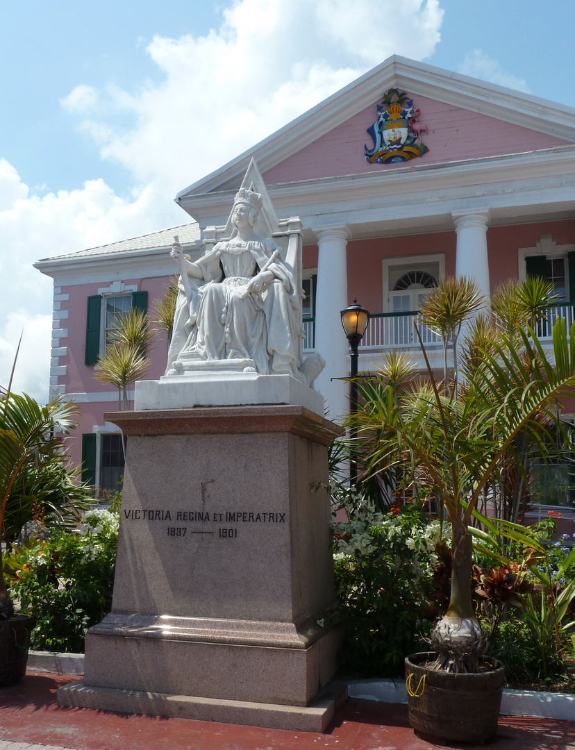 Queen Victoria at Government buildings Nassau Bahamas