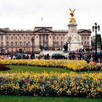 [Queen Victoria Memorial]