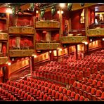Queen Victoria - Royal Court Theatre /1.