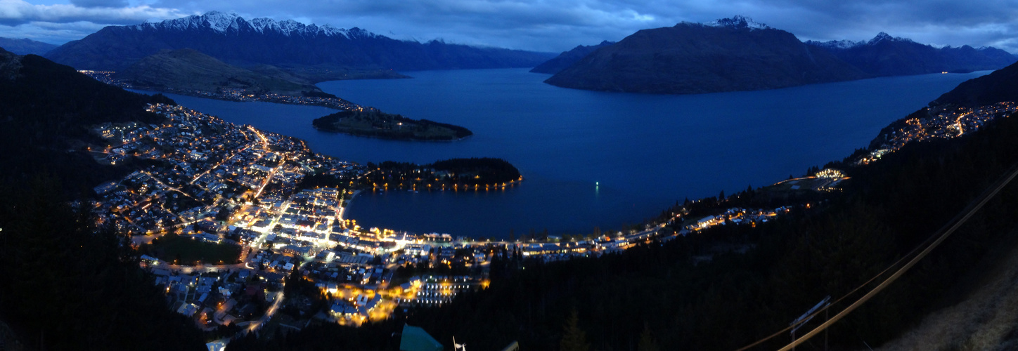 Queenstown am Abend