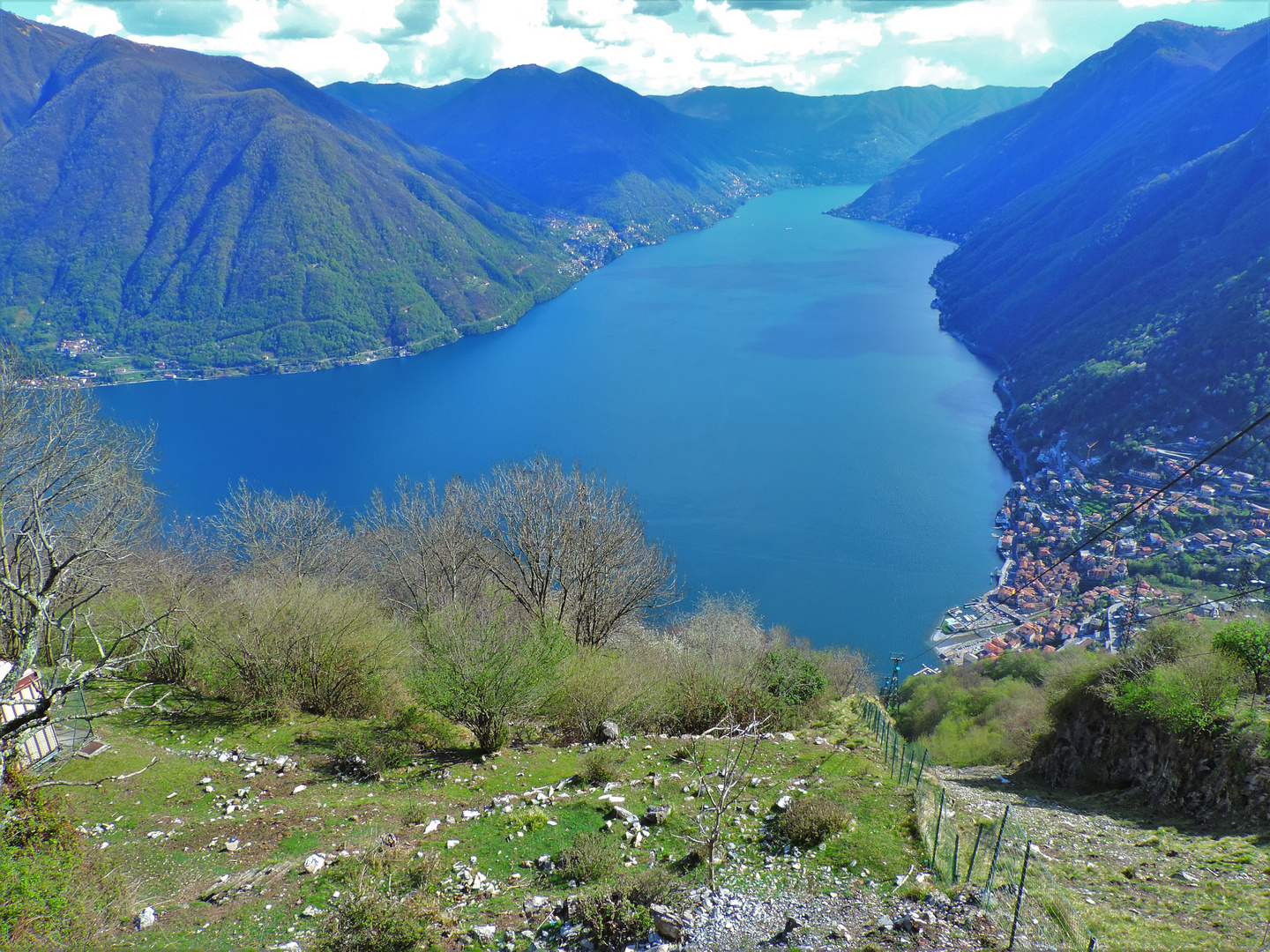 " quel ramo del lago  di como .........."