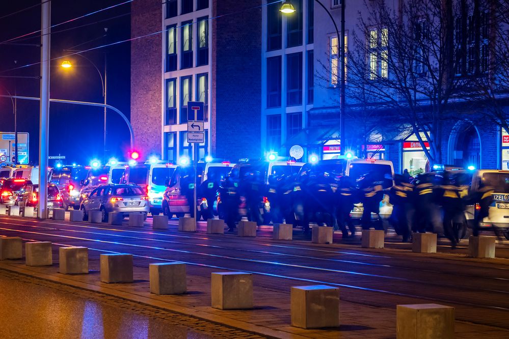 Querdenker-Demo am Stadthafen aus dem Ruder gelaufen