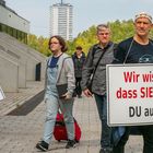 Querdenker-Demo vor der Stadthalle Rostock (4)