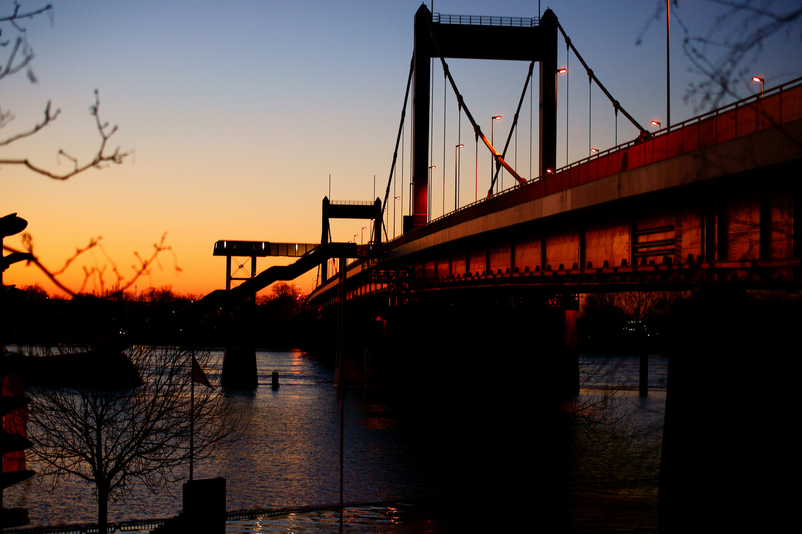 QuerVersion_Friedrich_Ebert_Brücke